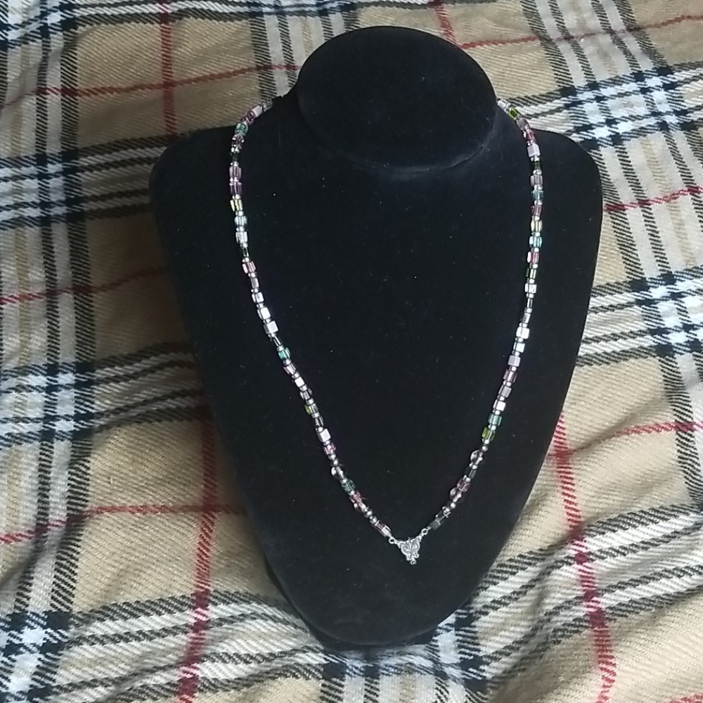 Ladies Necklace